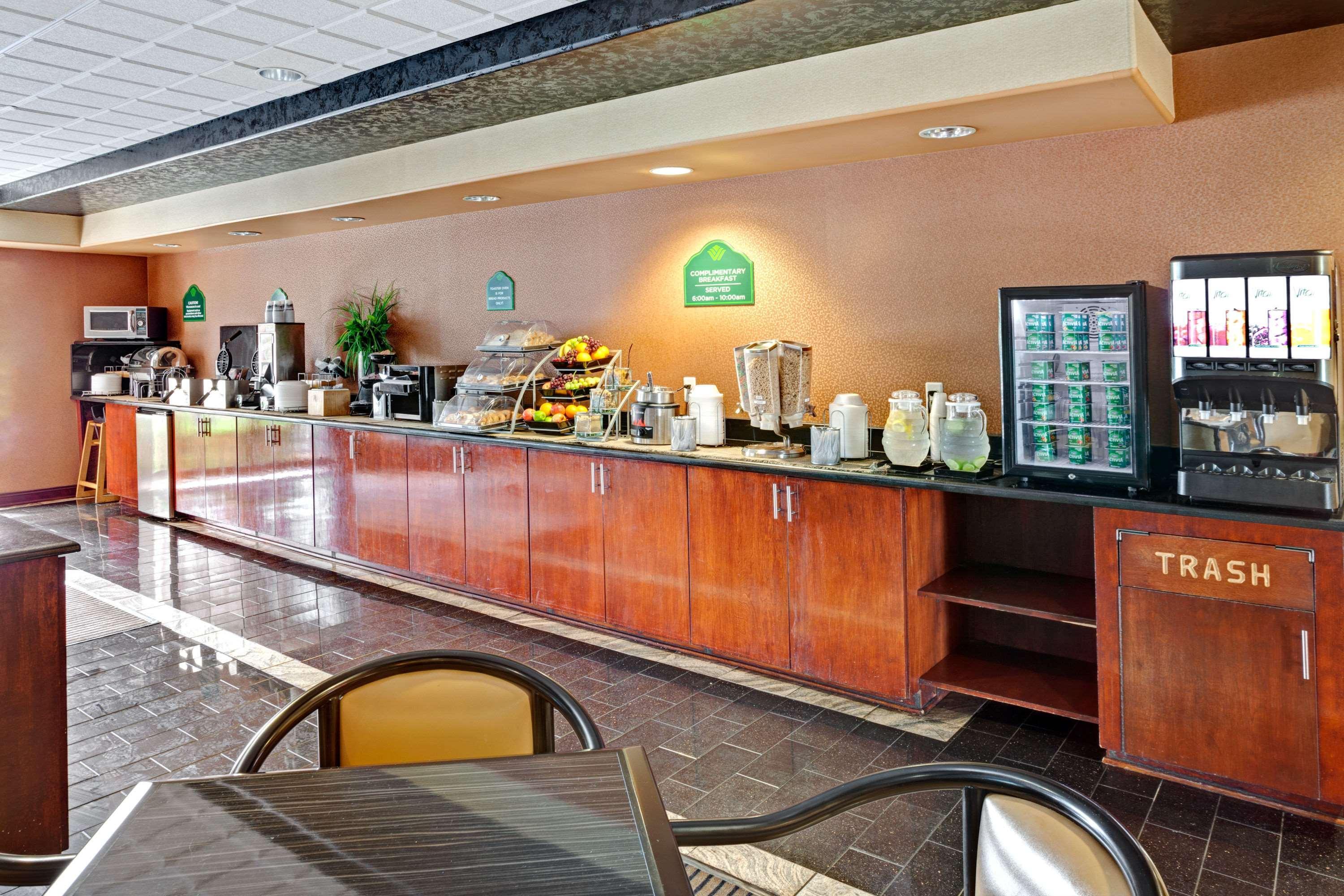 Wingate By Wyndham Tinley Park Hotel Exterior photo