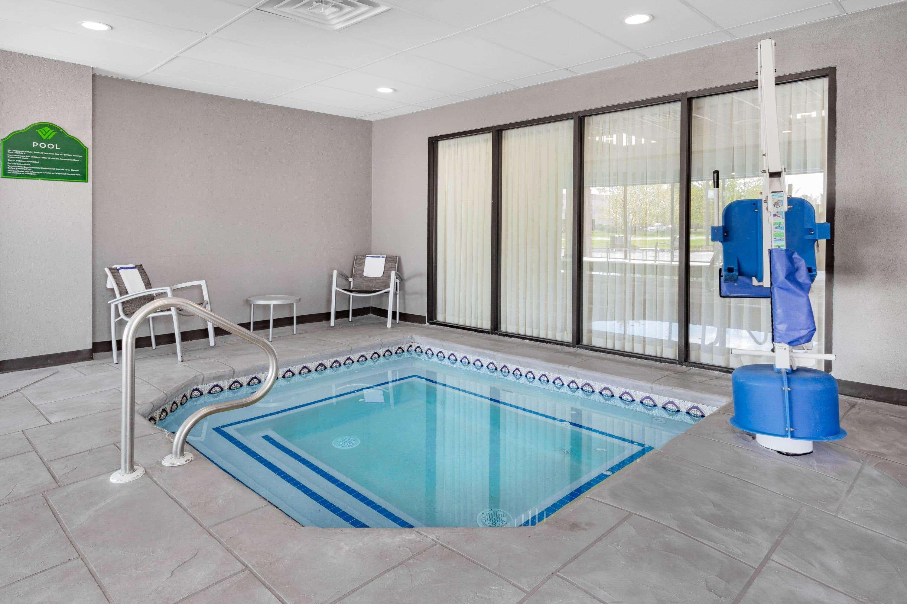 Wingate By Wyndham Tinley Park Hotel Exterior photo