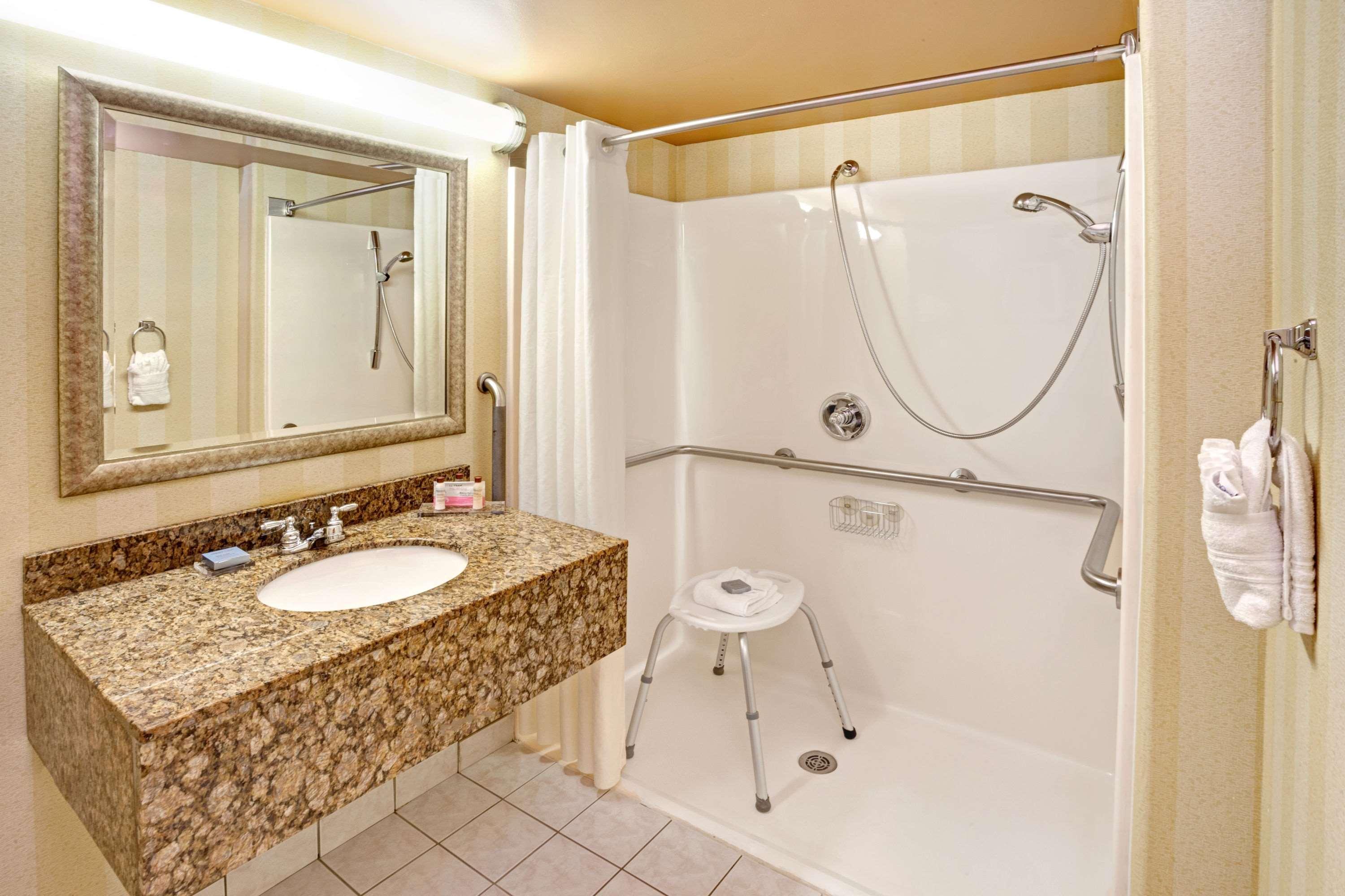 Wingate By Wyndham Tinley Park Hotel Exterior photo