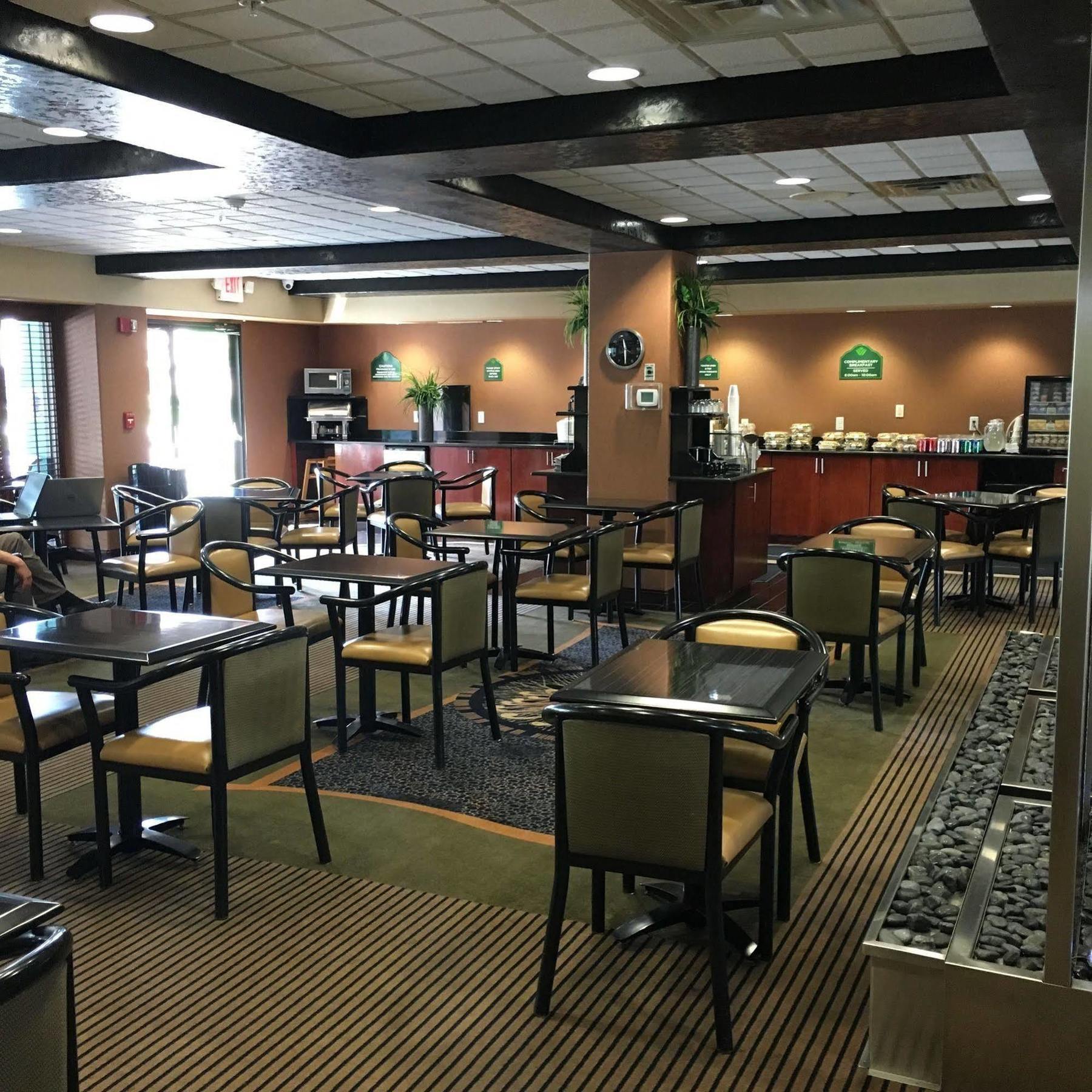 Wingate By Wyndham Tinley Park Hotel Exterior photo